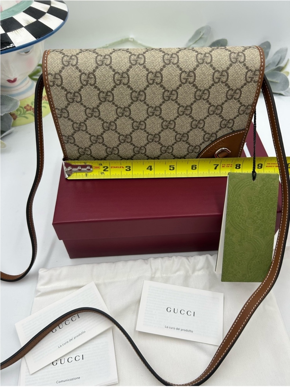 Women's Gucci Beige GG Supreme Crossbody wallet in a strap . NWT - Picture 7 of 15